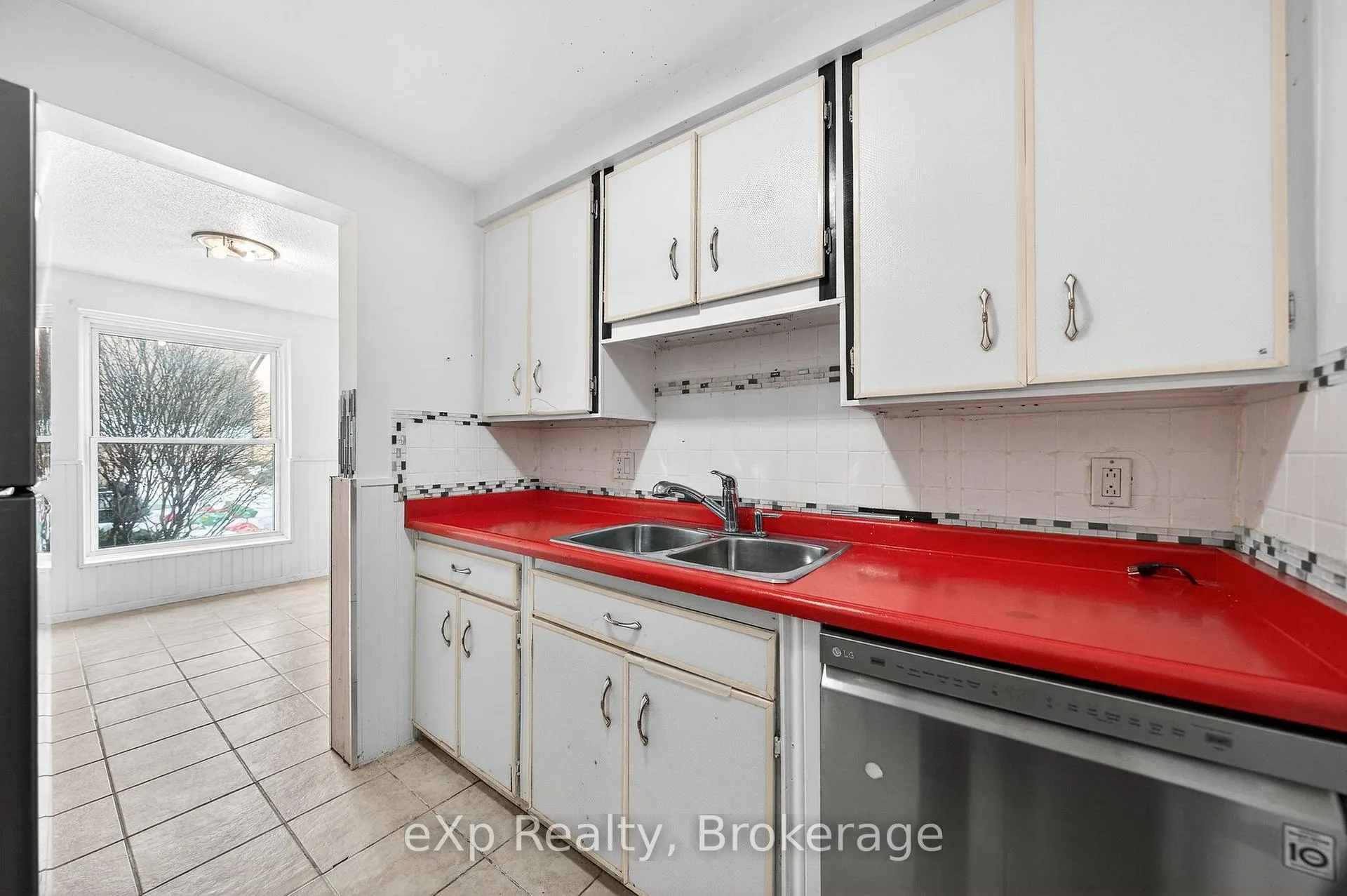 Photo 12 of Unit 66, 539 Willow Road, Guelph, Willow West/Sugarbush/West Acres — HOMEH