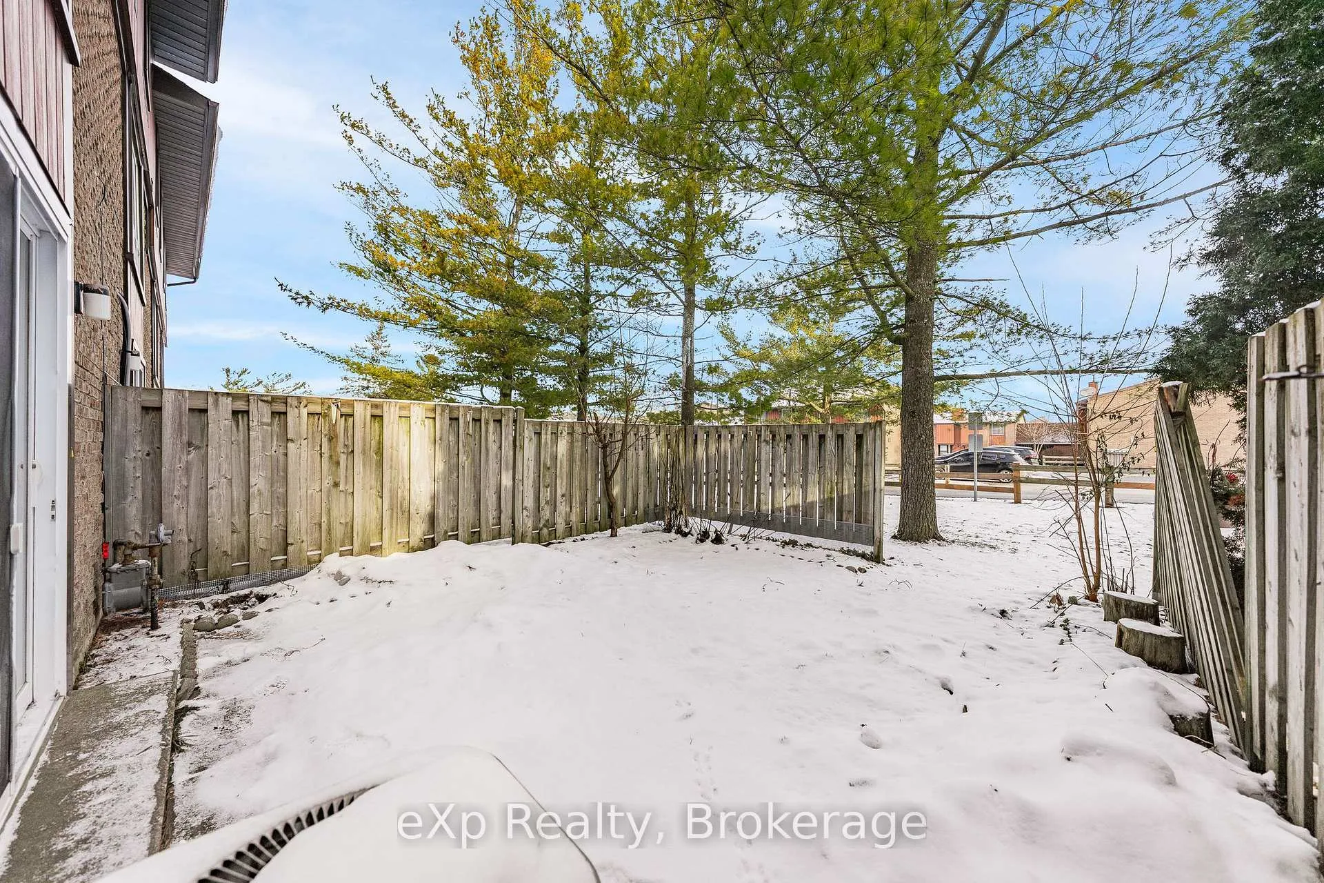 Photo 42 of Unit 66, 539 Willow Road, Guelph, Willow West/Sugarbush/West Acres — HOMEH