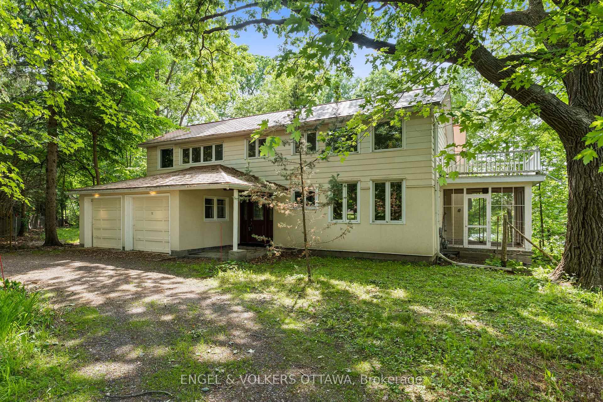 Photo 1 of 32 Ryeburn Drive, Ottawa, Riverside South/Gloucester Glen — HOMEH