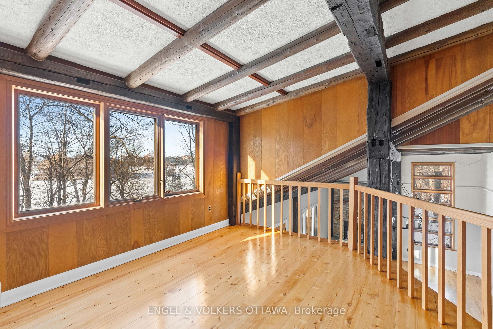 Photo 22 of 32 Ryeburn Drive, Ottawa, Riverside South/Gloucester Glen — HOMEH
