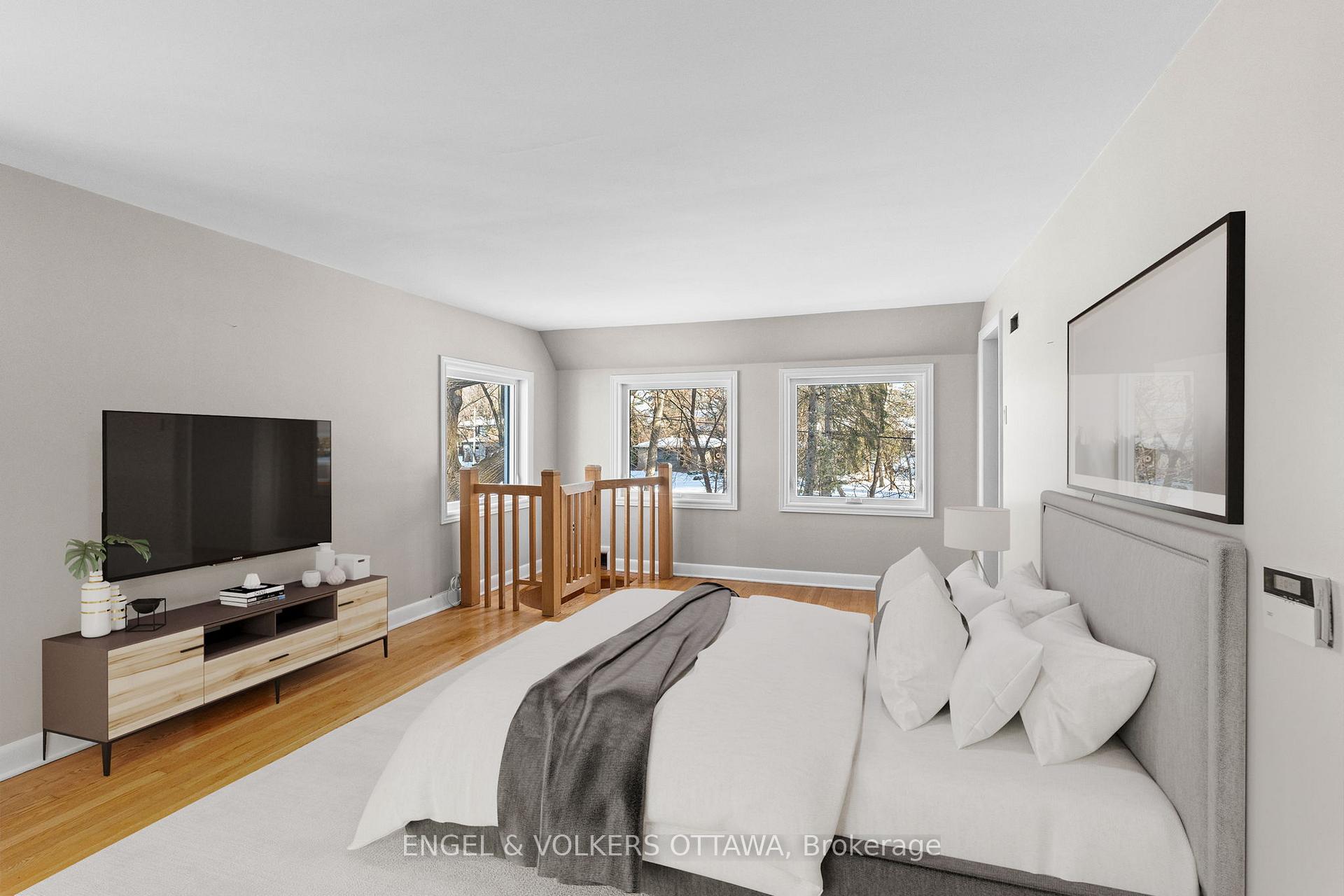 Photo 26 of 32 Ryeburn Drive, Ottawa, Riverside South/Gloucester Glen — HOMEH