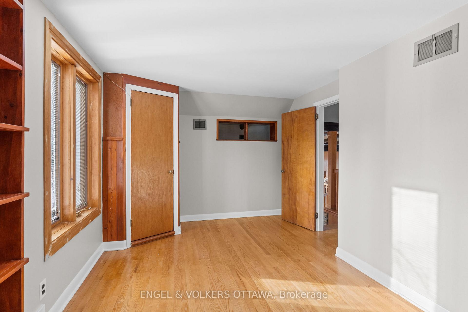 Photo 32 of 32 Ryeburn Drive, Ottawa, Riverside South/Gloucester Glen — HOMEH