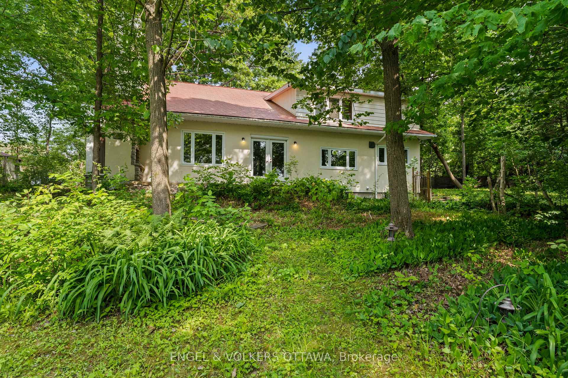 Photo 33 of 32 Ryeburn Drive, Ottawa, Riverside South/Gloucester Glen — HOMEH