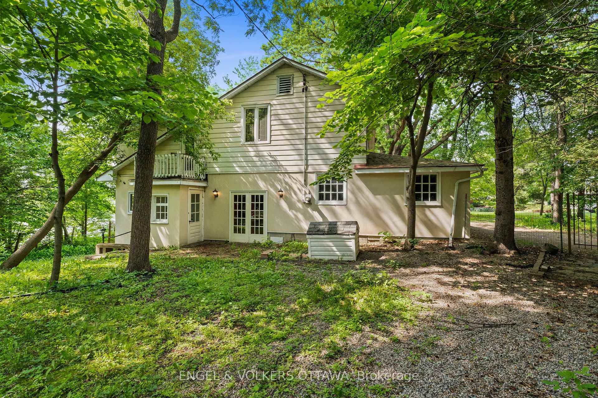 Photo 41 of 32 Ryeburn Drive, Ottawa, Riverside South/Gloucester Glen — HOMEH