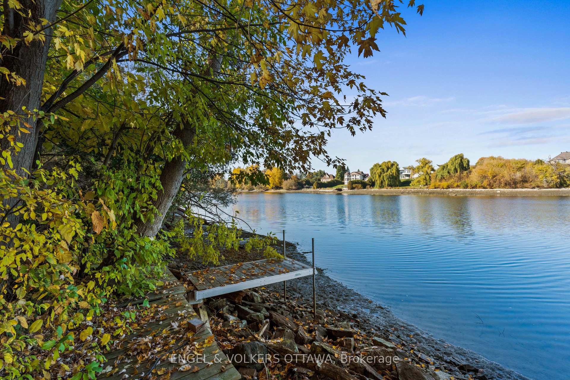 Photo 46 of 32 Ryeburn Drive, Ottawa, Riverside South/Gloucester Glen — HOMEH