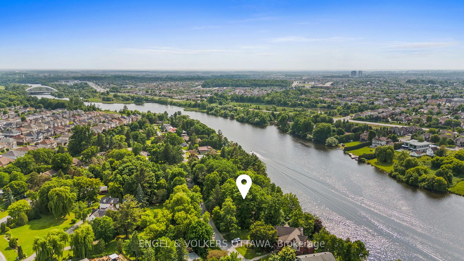 Photo 42 of 32 Ryeburn Drive, Ottawa, Riverside South/Gloucester Glen — HOMEH