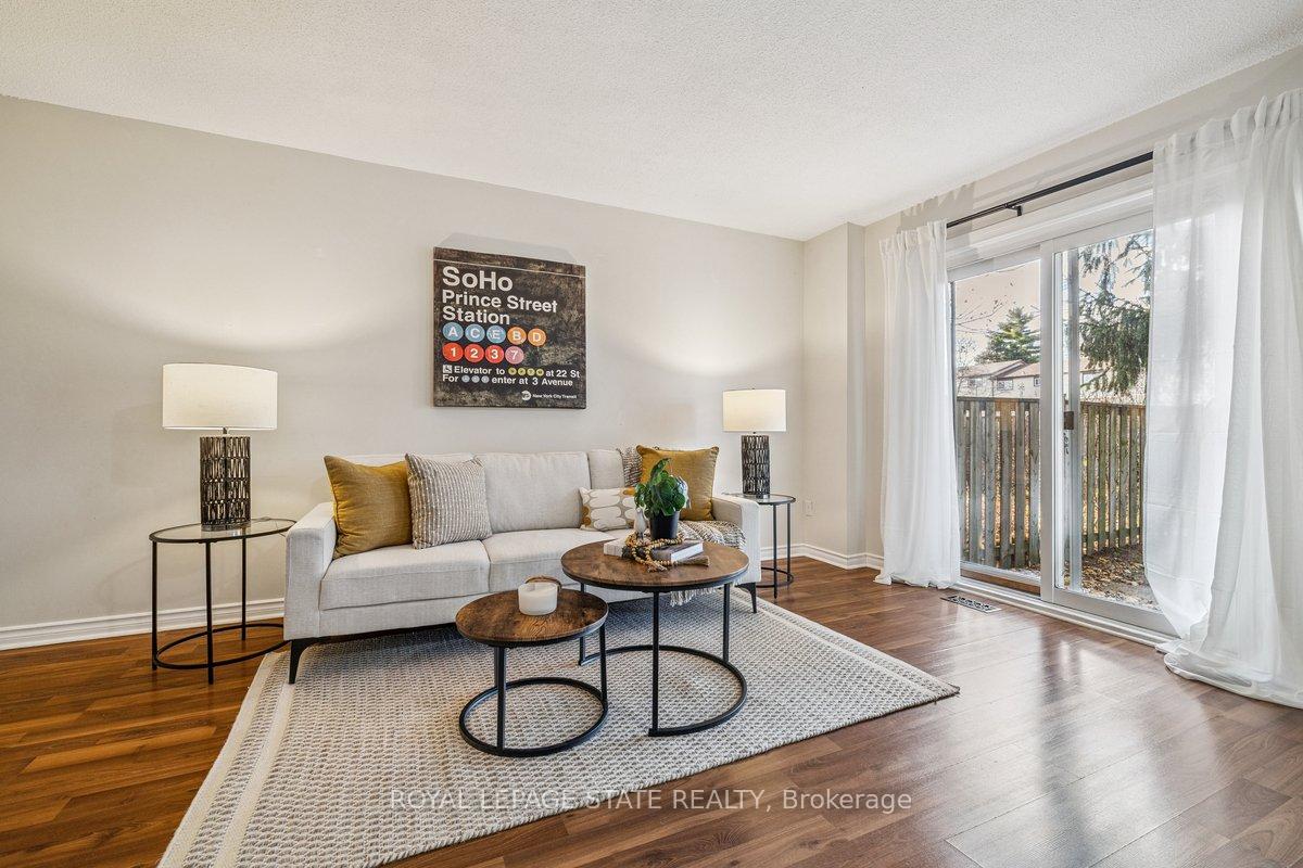 Photo 6 of Unit 17, 1455 Garth Street, Hamilton, Sheldon — HOMEH