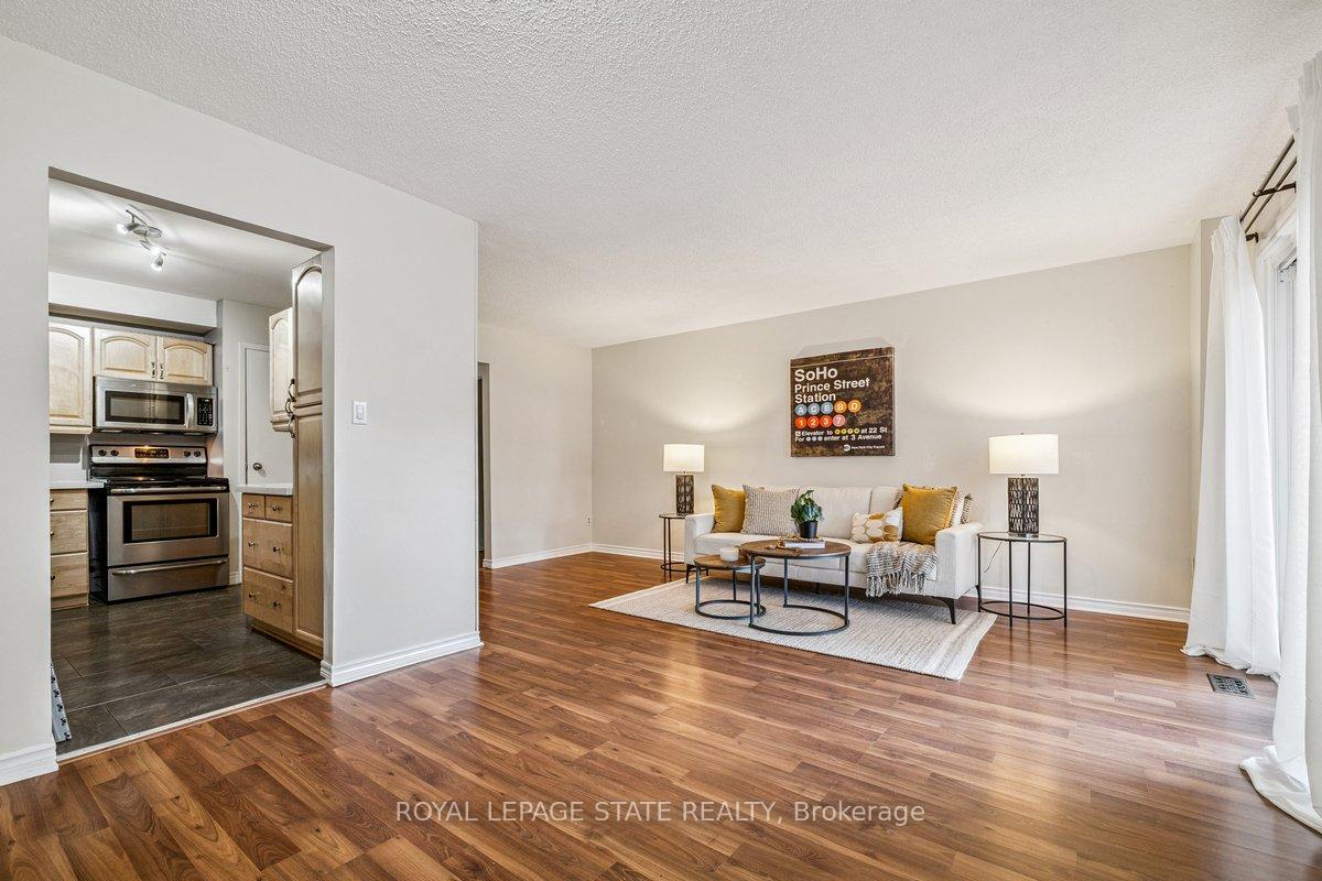 Photo 7 of Unit 17, 1455 Garth Street, Hamilton, Sheldon — HOMEH