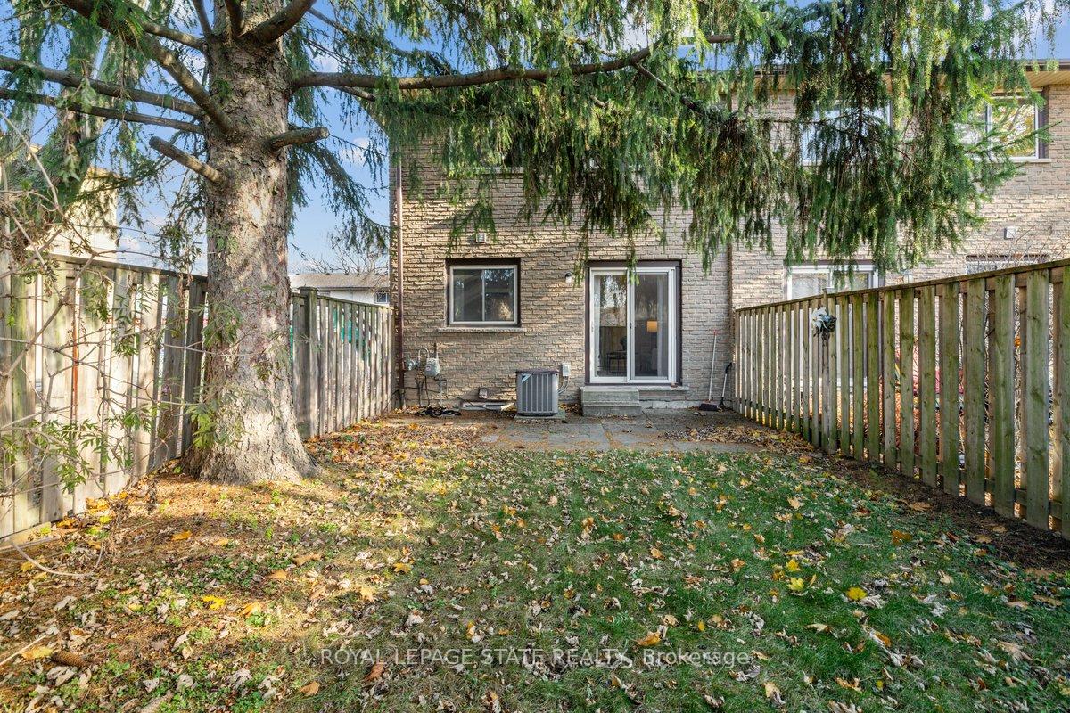 Photo 22 of Unit 17, 1455 Garth Street, Hamilton, Sheldon — HOMEH