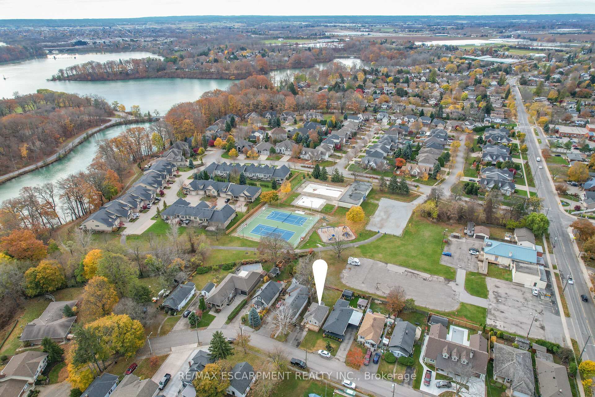 Photo 25 of 15 Verdun Avenue, St. Catharines, Port Dalhousie — HOMEH