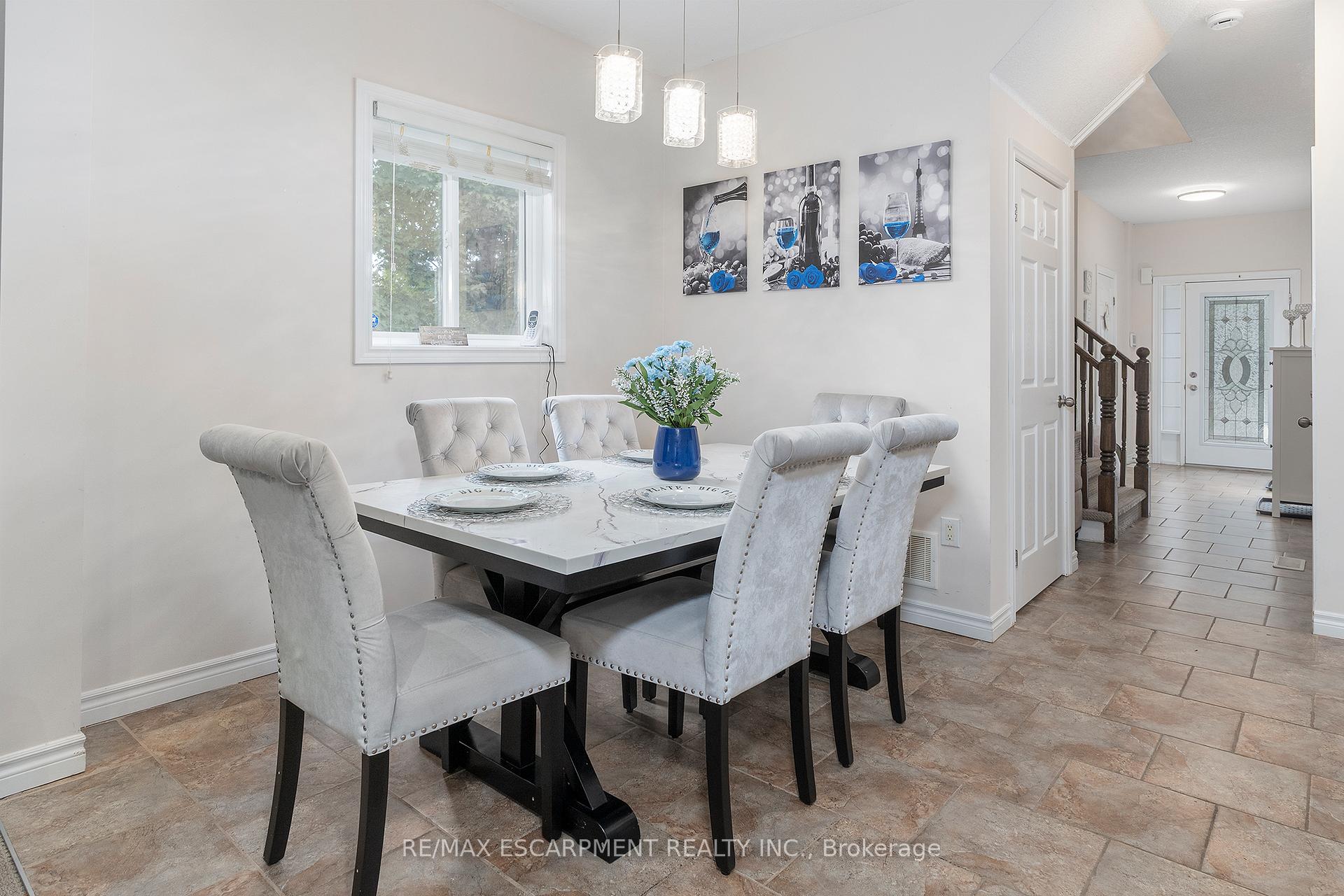 Photo 3 of Unit 14, 345 Glancaster Road, Hamilton, Villages of Glancaster — HOMEH