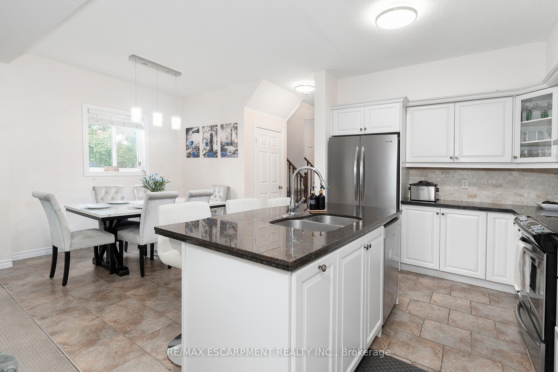 Photo 4 of Unit 14, 345 Glancaster Road, Hamilton, Villages of Glancaster — HOMEH