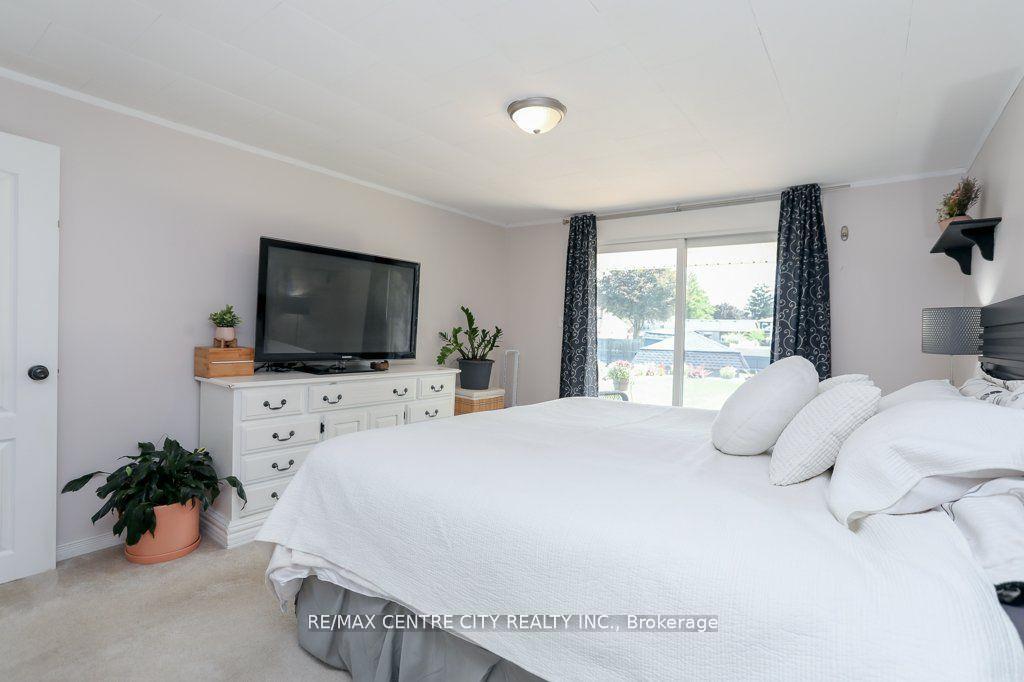 Photo 22 of 161 Fairview Avenue, St. Thomas — HOMEH