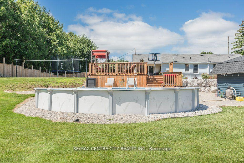 Photo 33 of 161 Fairview Avenue, St. Thomas — HOMEH