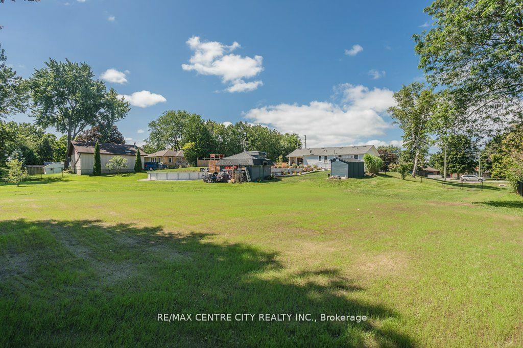 Photo 35 of 161 Fairview Avenue, St. Thomas — HOMEH