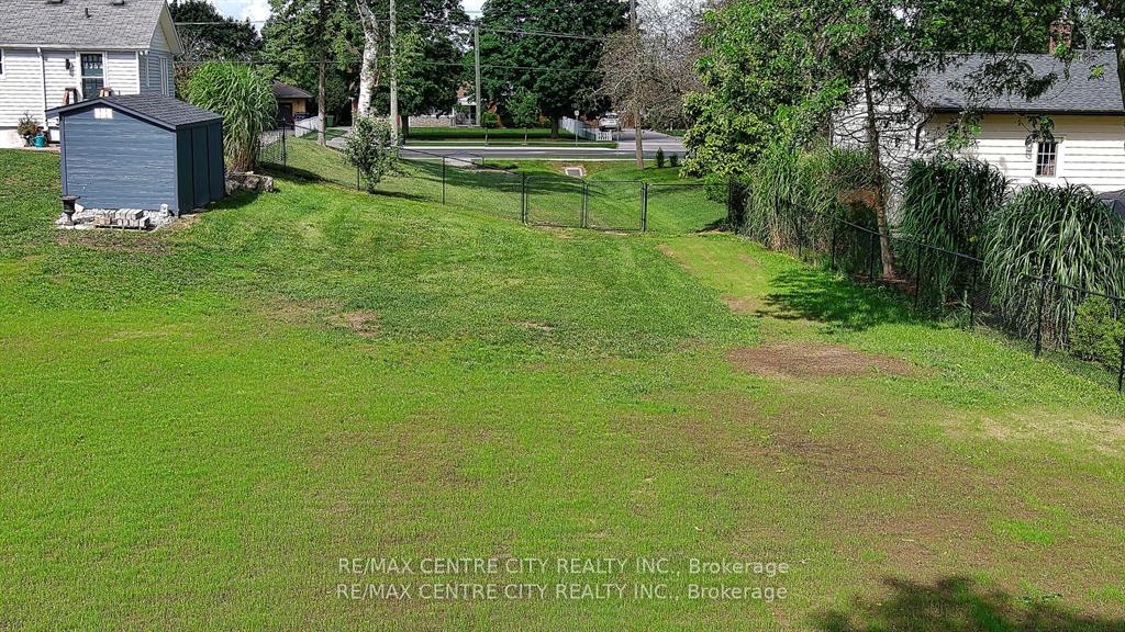 Photo 39 of 161 Fairview Avenue, St. Thomas — HOMEH