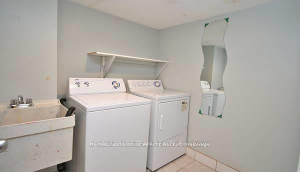 Photo 18 of 1957 Stonehenge Crescent, Ottawa, Pineview — HOMEH