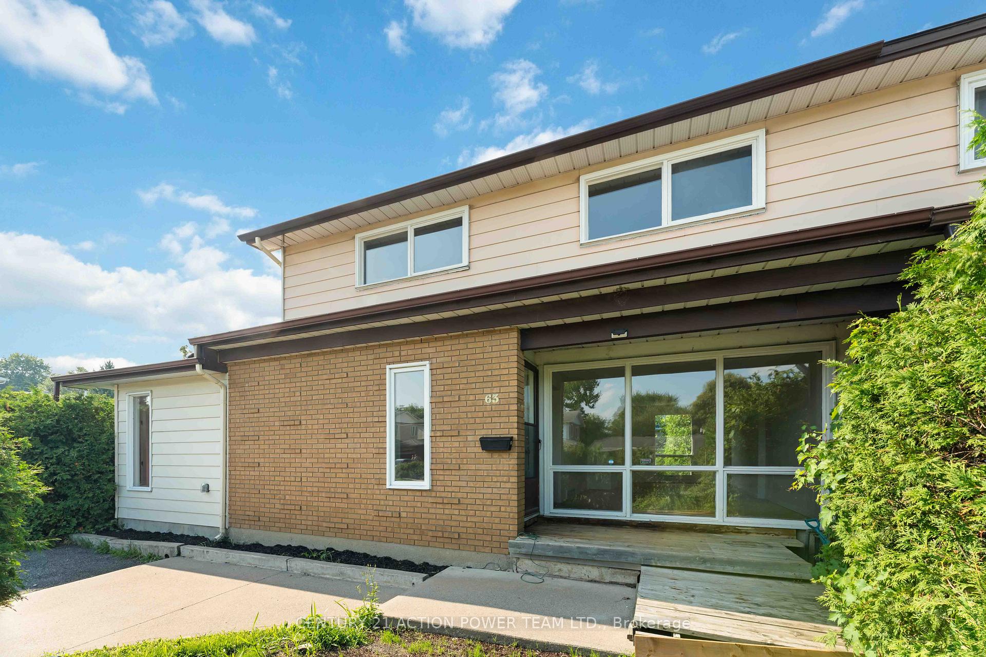 Photo 2 of 63 Chesterton Drive, Ottawa, Borden Farm/Stewart Farm/Carleton Heights/Parkwood Hills — HOMEH
