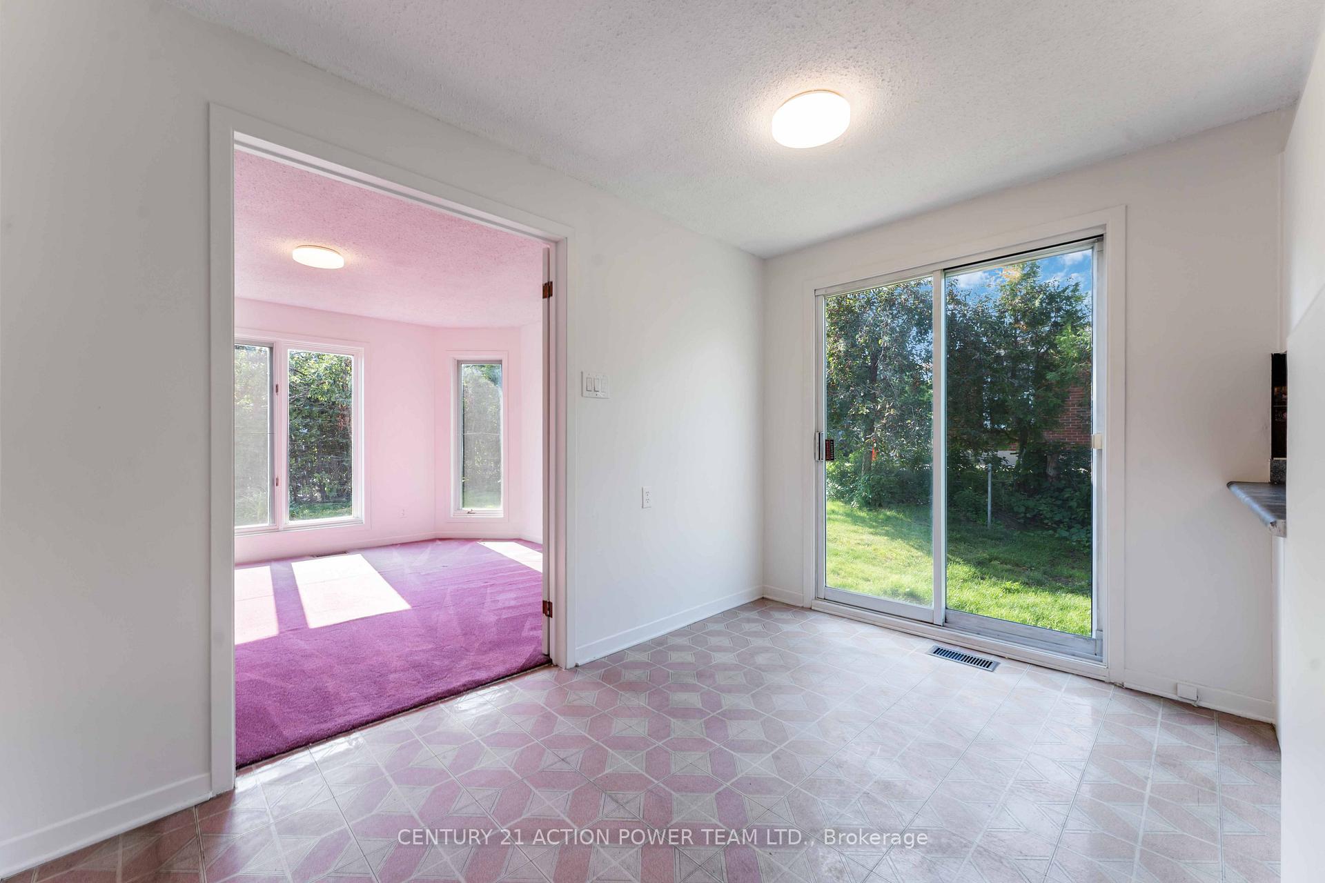 Photo 8 of 63 Chesterton Drive, Ottawa, Borden Farm/Stewart Farm/Carleton Heights/Parkwood Hills — HOMEH
