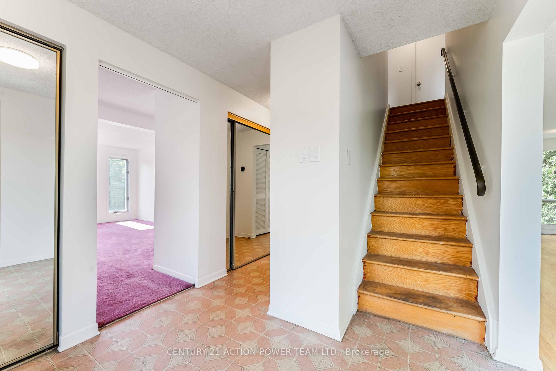 Photo 30 of 63 Chesterton Drive, Ottawa, Borden Farm/Stewart Farm/Carleton Heights/Parkwood Hills — HOMEH