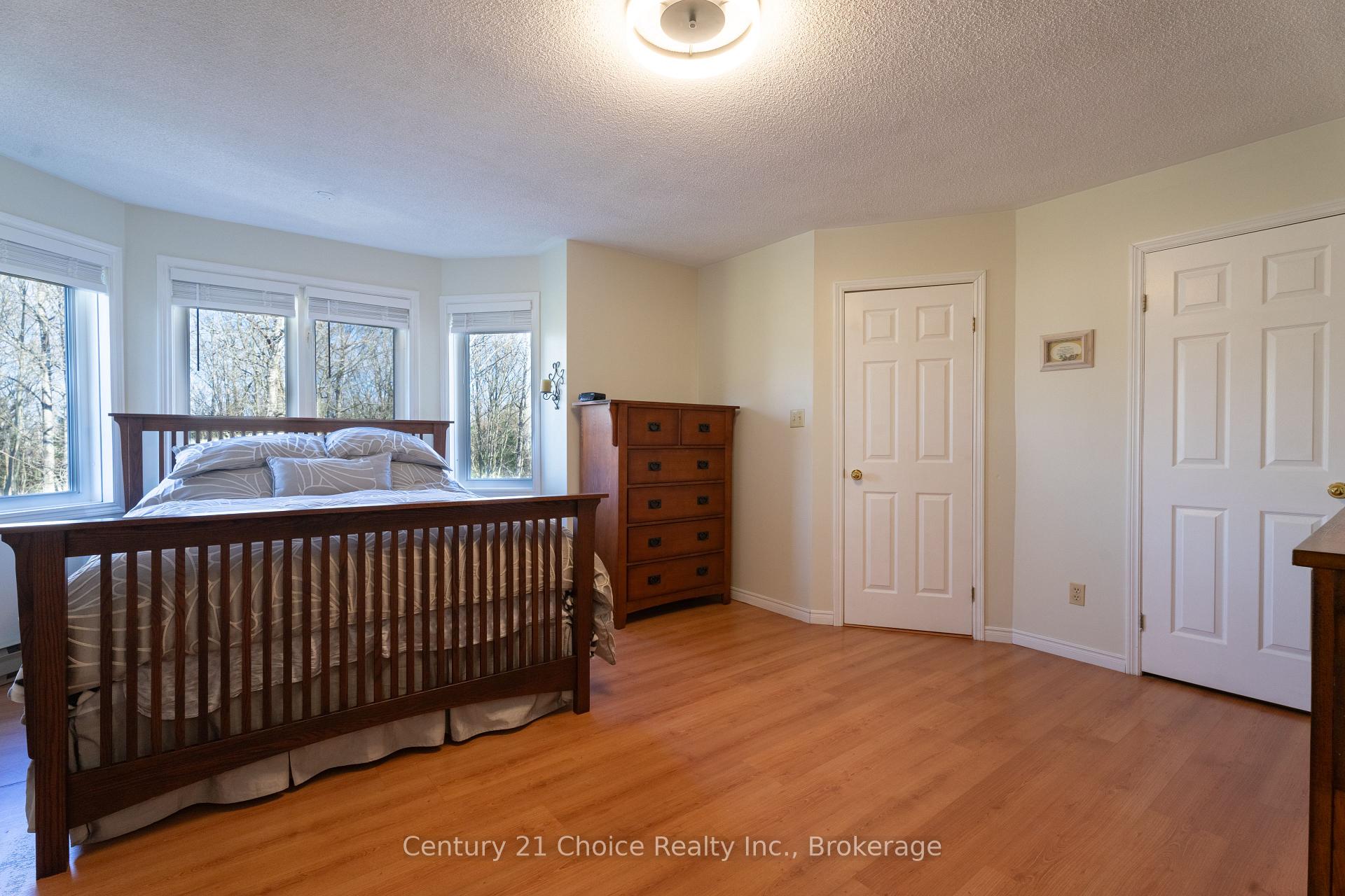 Photo 19 of 76 Prince Charles Crescent, Sault Ste Marie, Ward 3 — HOMEH