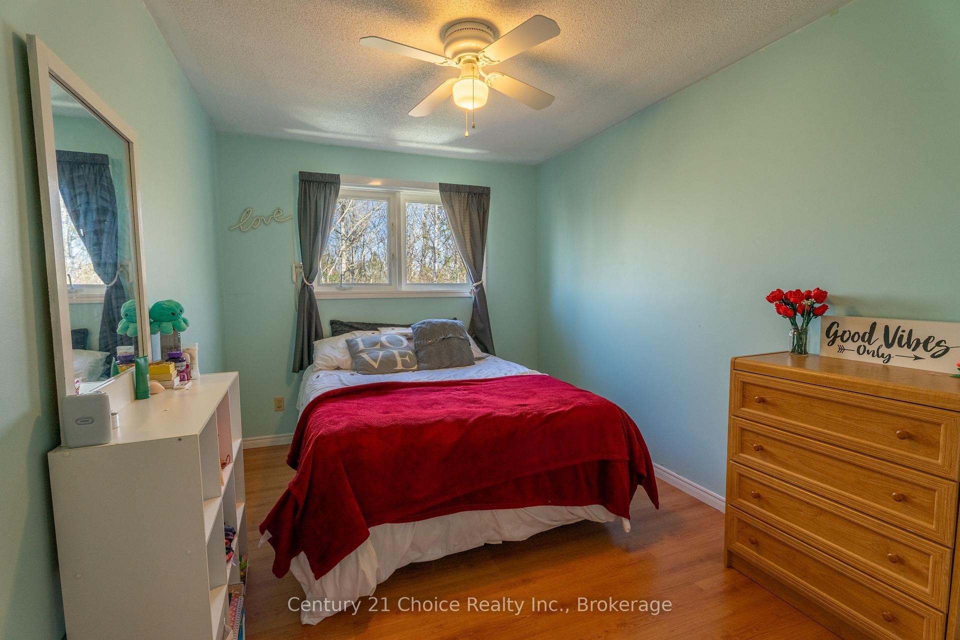 Photo 24 of 76 Prince Charles Crescent, Sault Ste Marie, Ward 3 — HOMEH