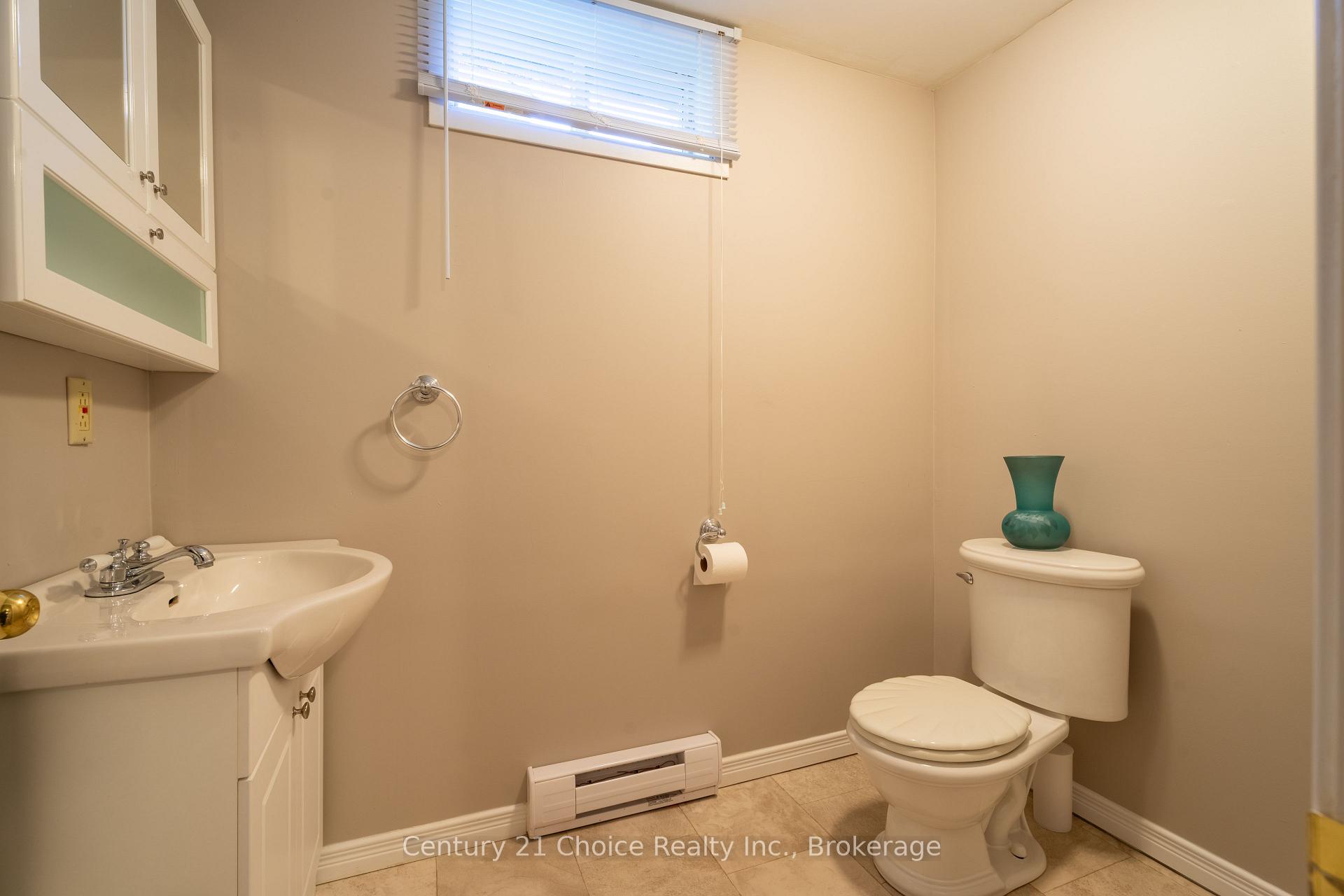 Photo 30 of 76 Prince Charles Crescent, Sault Ste Marie, Ward 3 — HOMEH