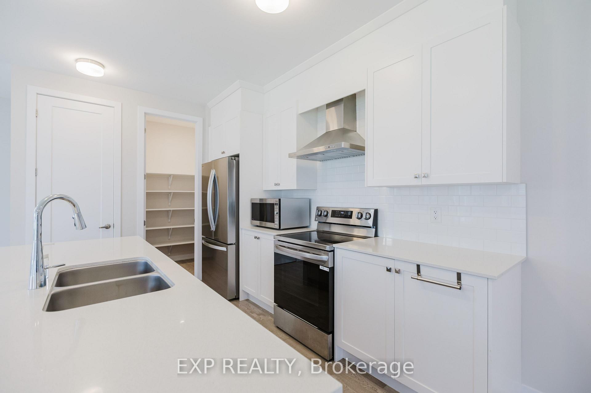 Photo 10 of 227 Conservancy Drive SE, Ottawa, Barrhaven - Heritage Park — HOMEH