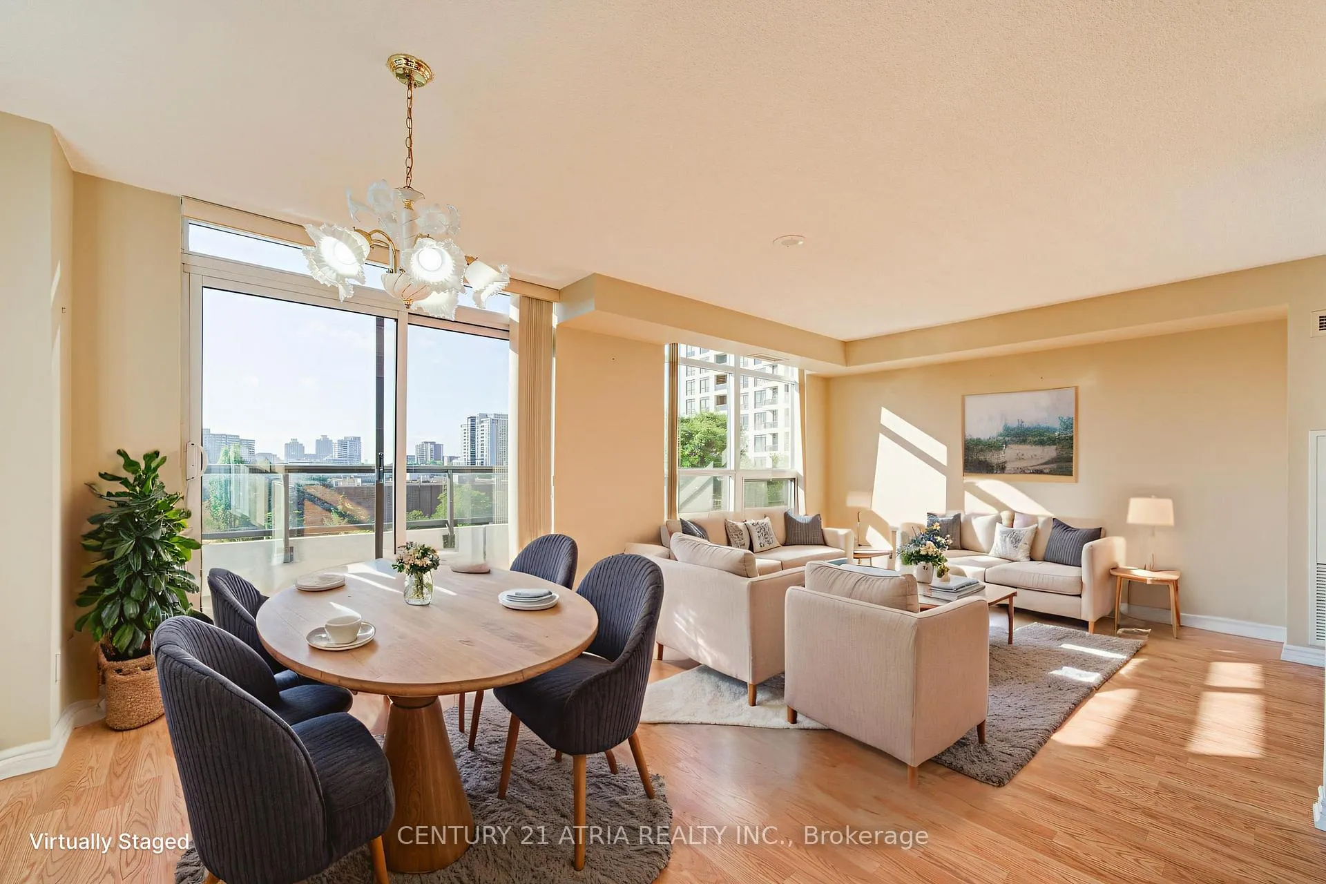 Photo 10 of Unit 308, 18 Harding Boulevard, Richmond Hill, Harding — HOMEH