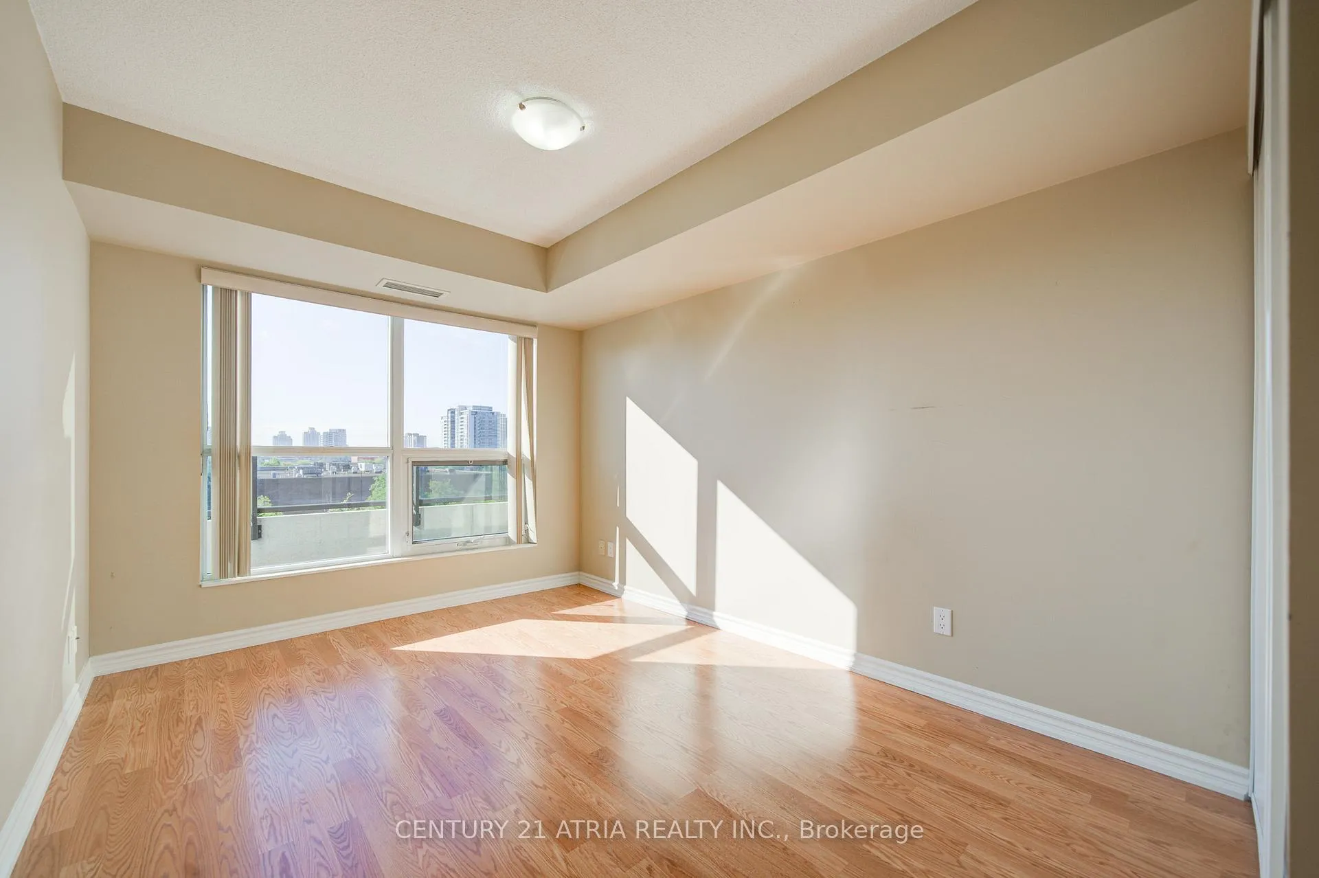 Photo 15 of Unit 308, 18 Harding Boulevard, Richmond Hill, Harding — HOMEH