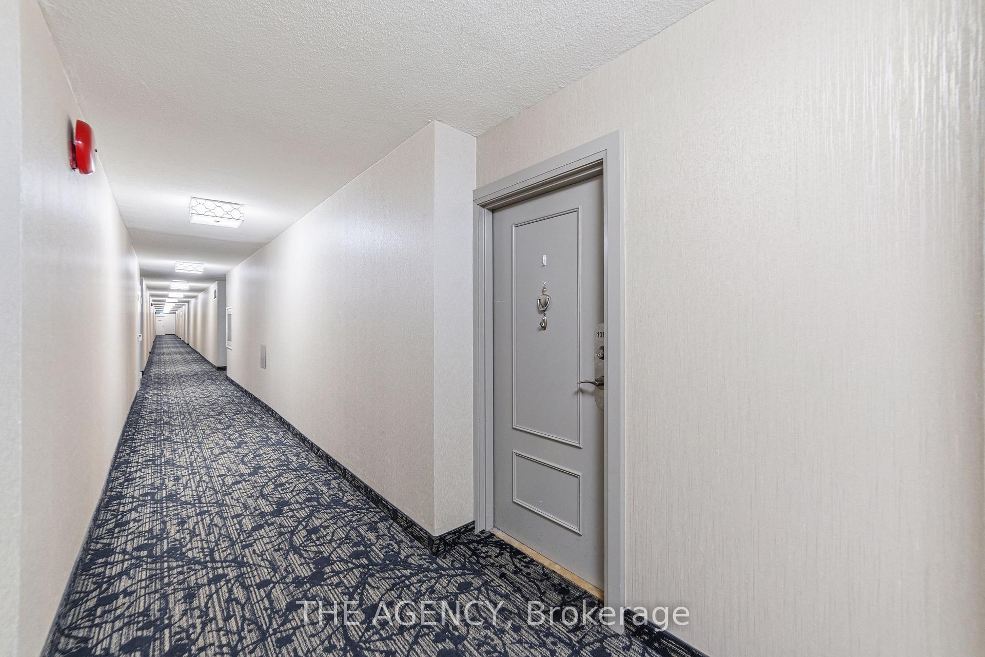 Photo 7 of Unit 1012, 500 Green Road, Hamilton, Lakeshore — HOMEH