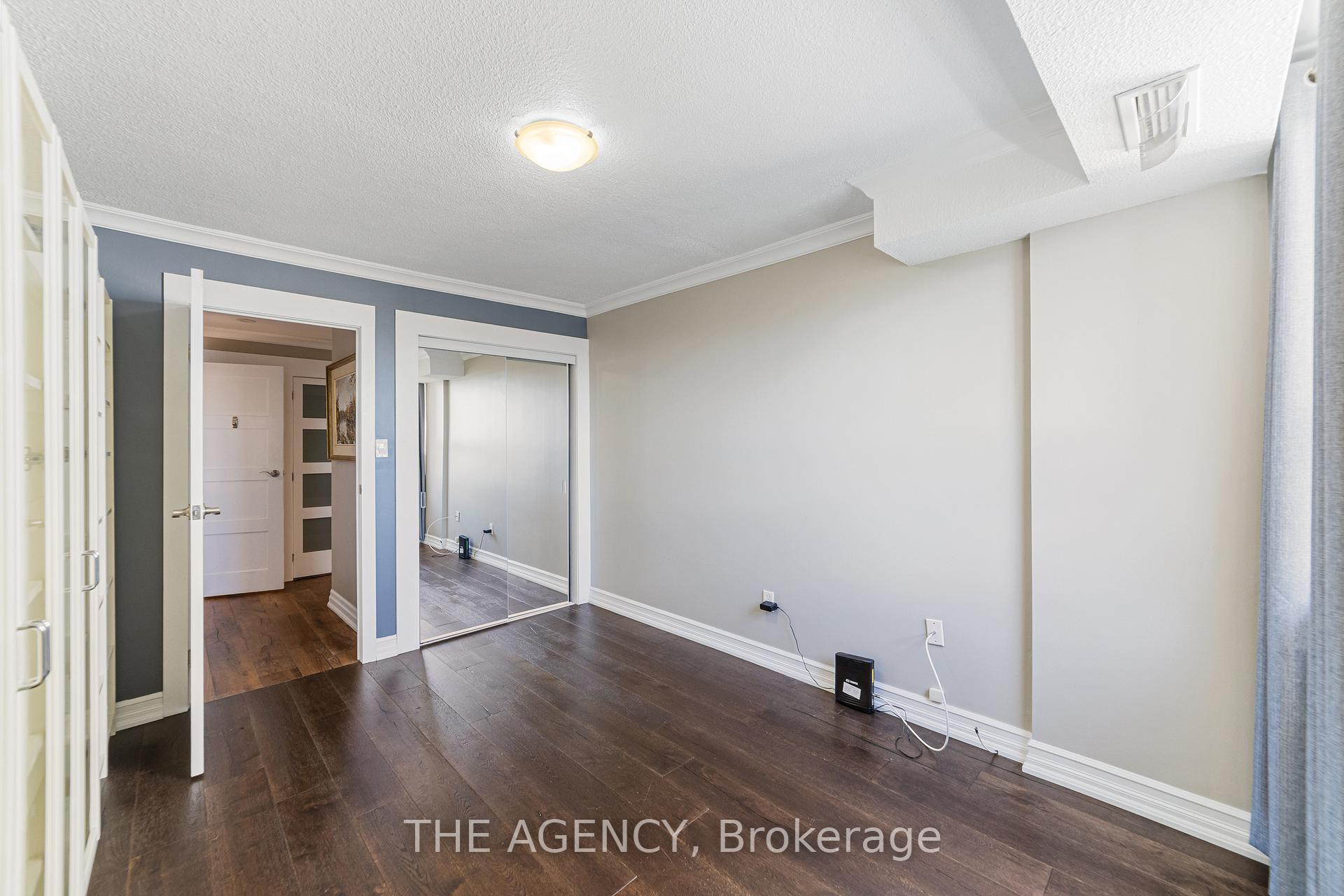 Photo 25 of Unit 1012, 500 Green Road, Hamilton, Lakeshore — HOMEH