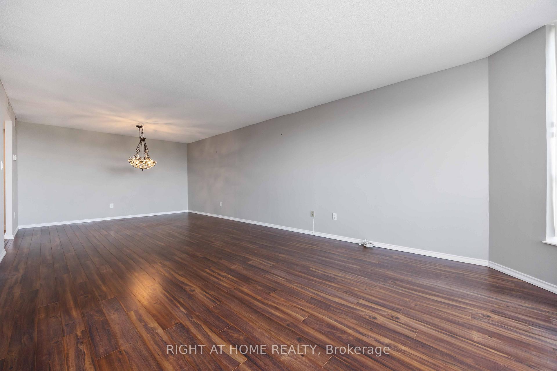 Photo 27 of Unit 506, 700 Wilson Road N, Oshawa, Centennial — HOMEH