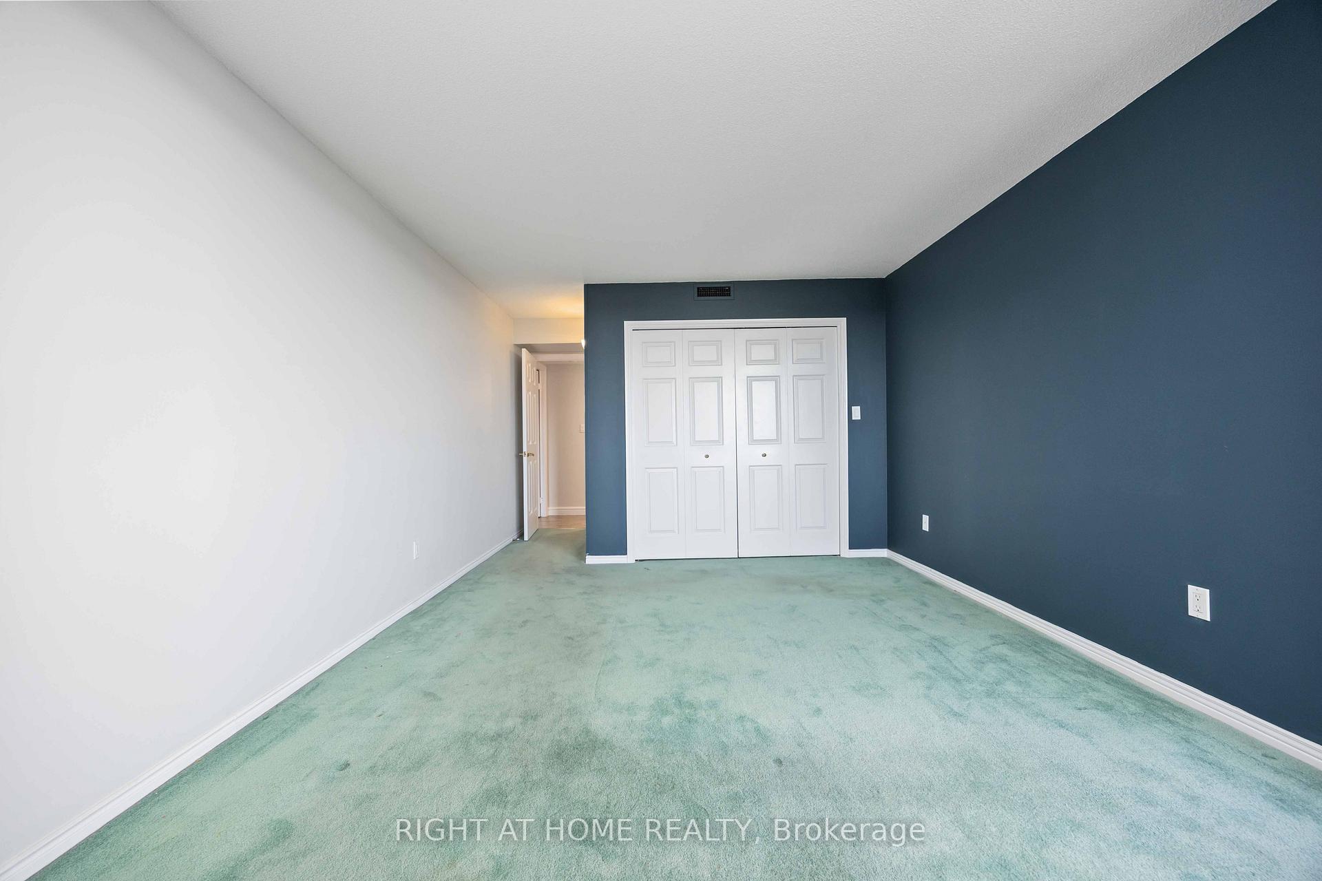 Photo 33 of Unit 506, 700 Wilson Road N, Oshawa, Centennial — HOMEH