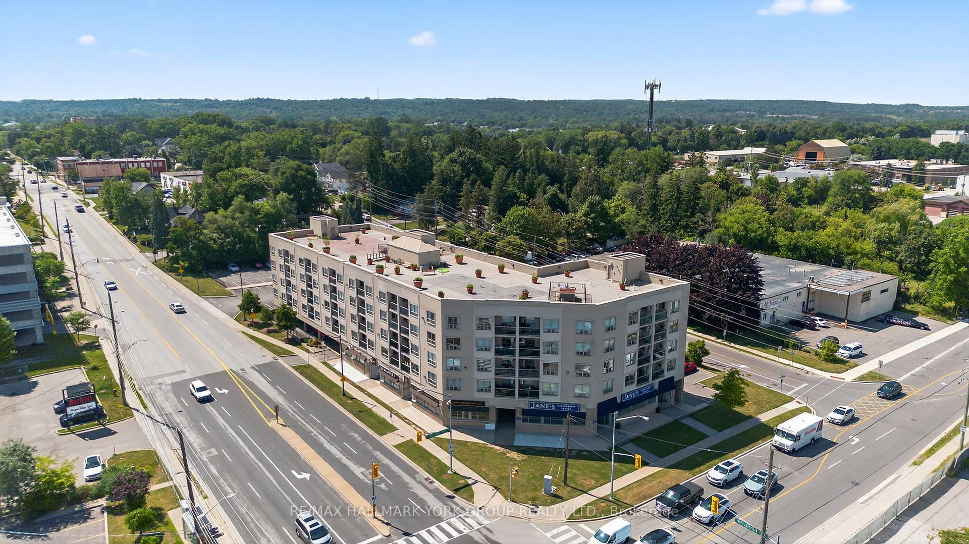 Front of Unit 210, 160 Wellington Street E