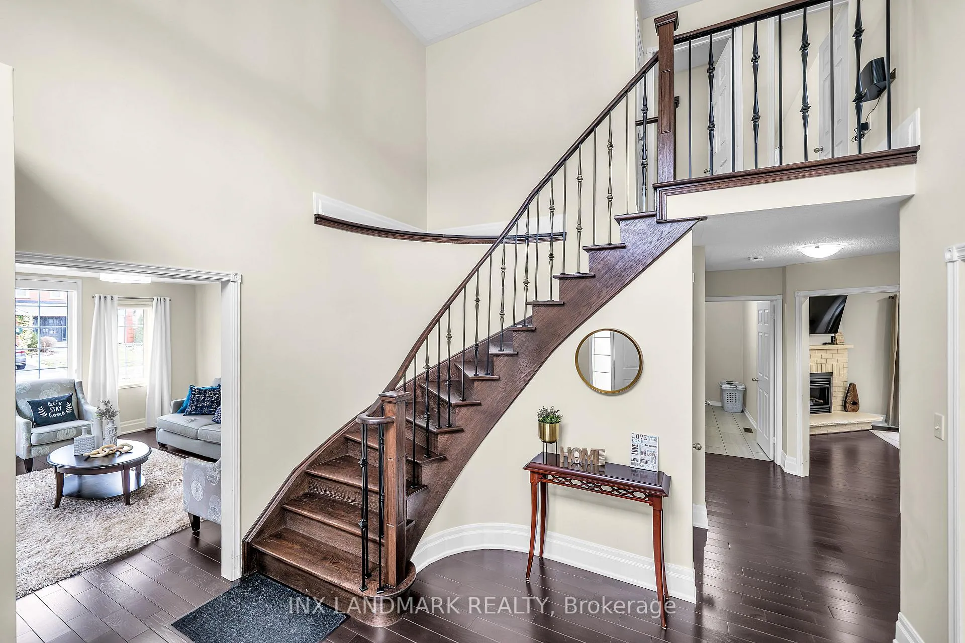 Photo 6 of 16 Bancroft Crescent, Whitby, Williamsburg — HOMEH