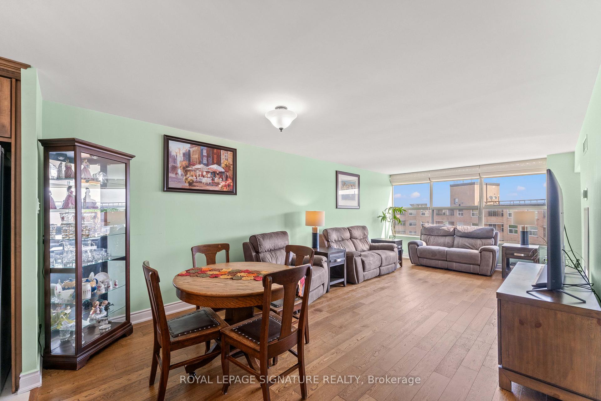 Photo 15 of Unit 1007, 250 Davis Drive, Newmarket, Central Newmarket — HOMEH