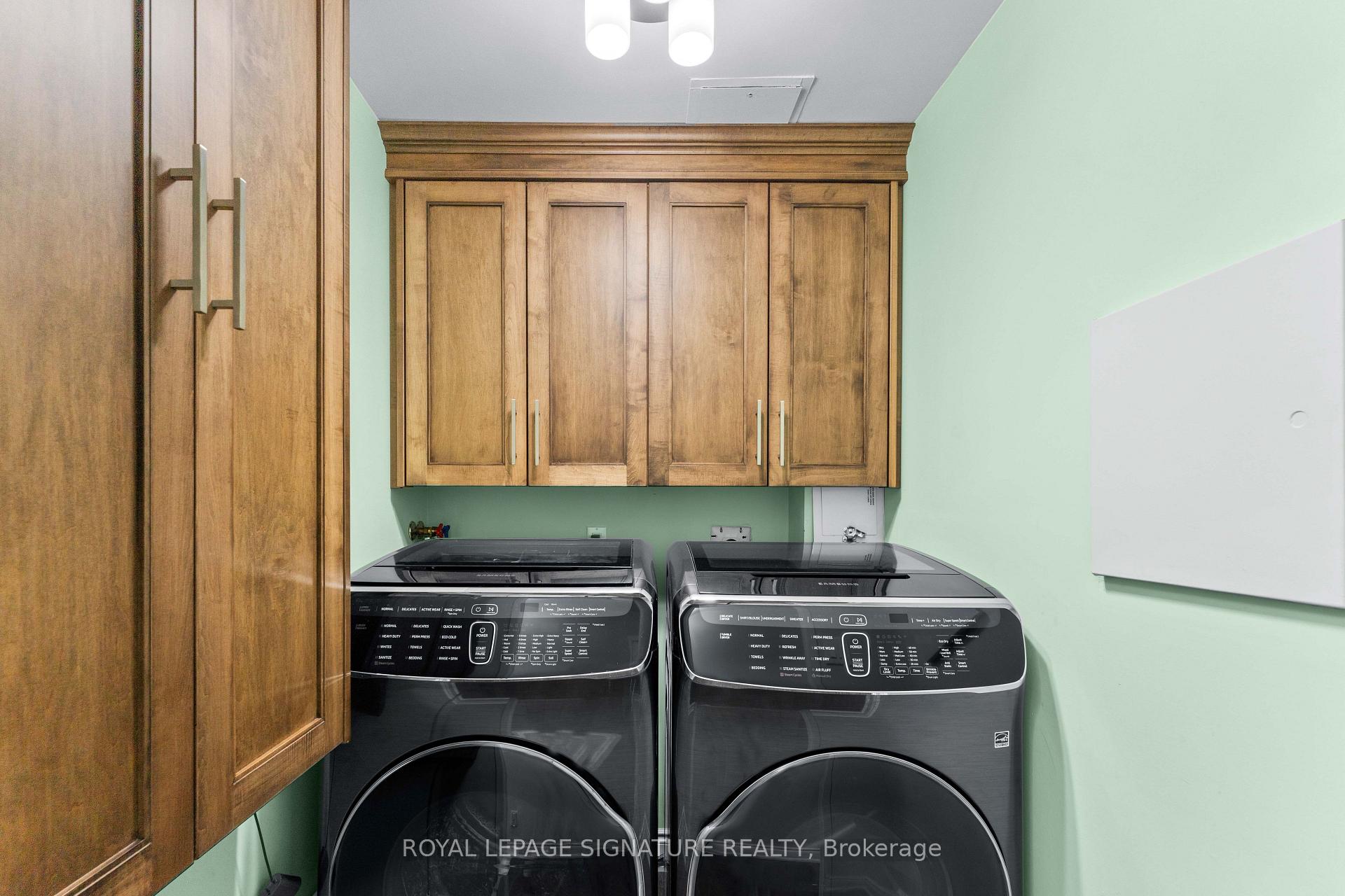 Photo 28 of Unit 1007, 250 Davis Drive, Newmarket, Central Newmarket — HOMEH