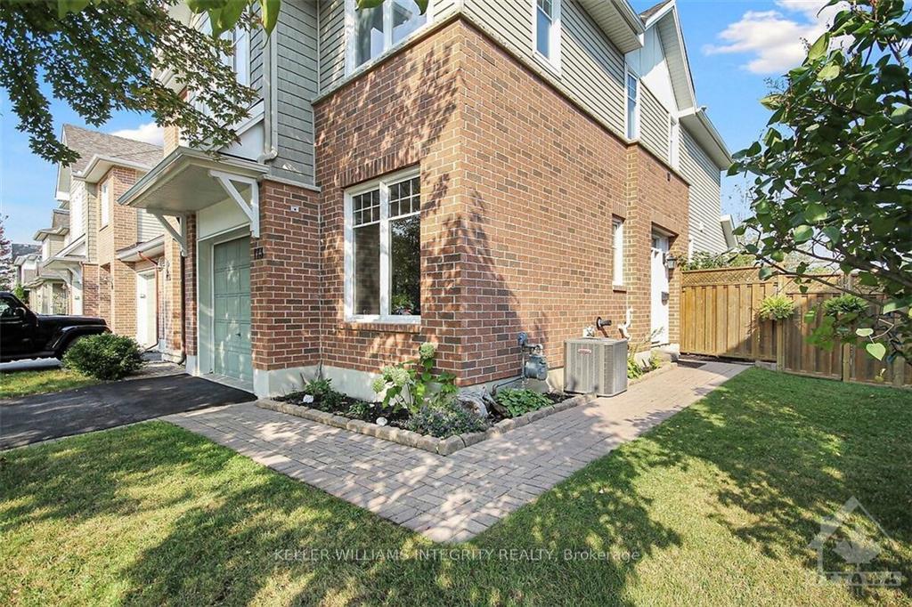 Photo 2 of 173 Mojave Crescent, Ottawa, Stittsville (North) — HOMEH