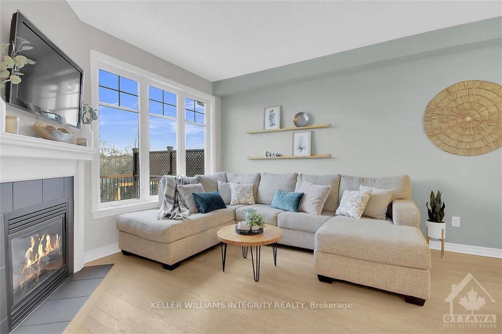 Photo 4 of 173 Mojave Crescent, Ottawa, Stittsville (North) — HOMEH