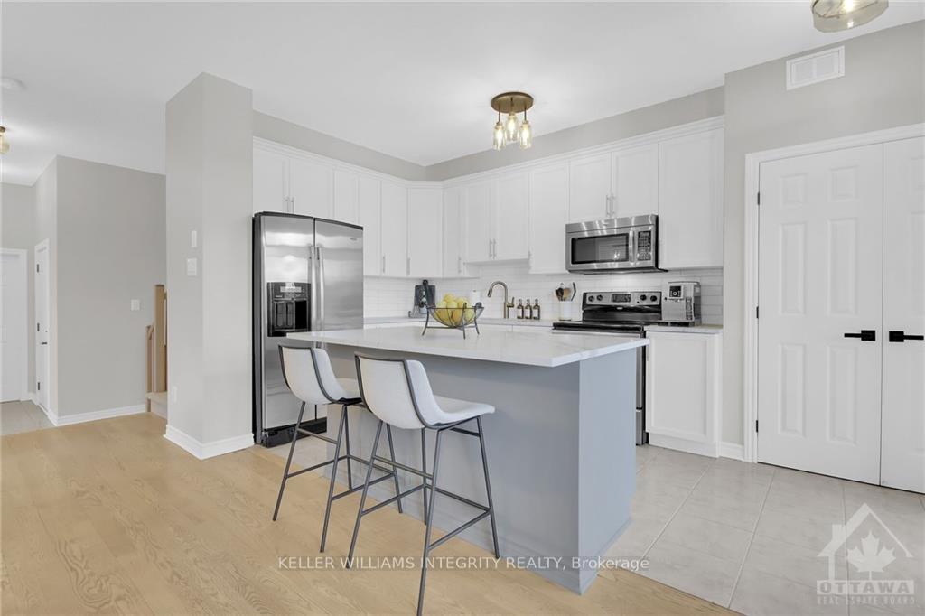 Photo 8 of 173 Mojave Crescent, Ottawa, Stittsville (North) — HOMEH