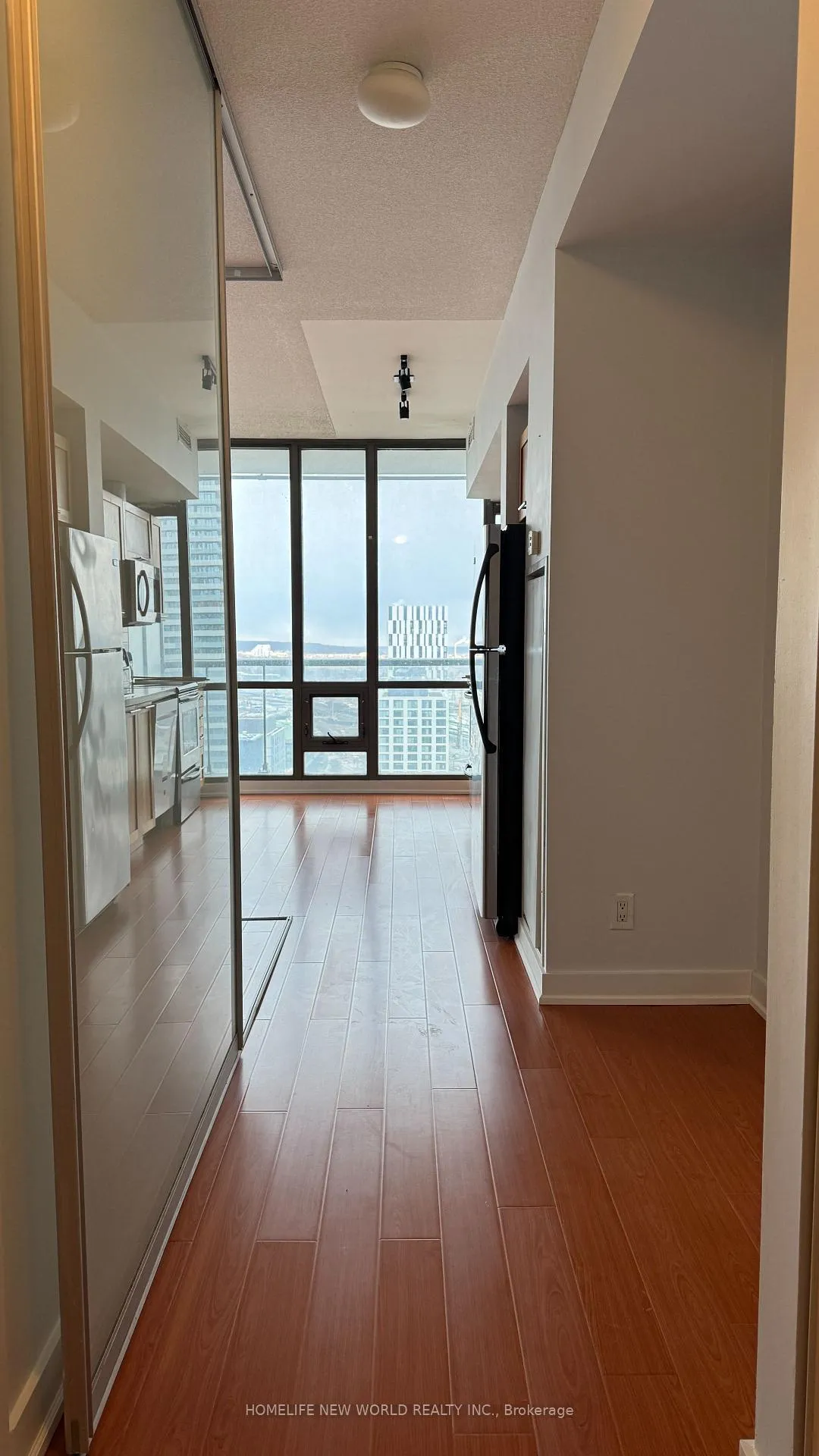 Photo 5 of Unit 2303, 33 Mill Street, Toronto, Waterfront Communities — HOMEH