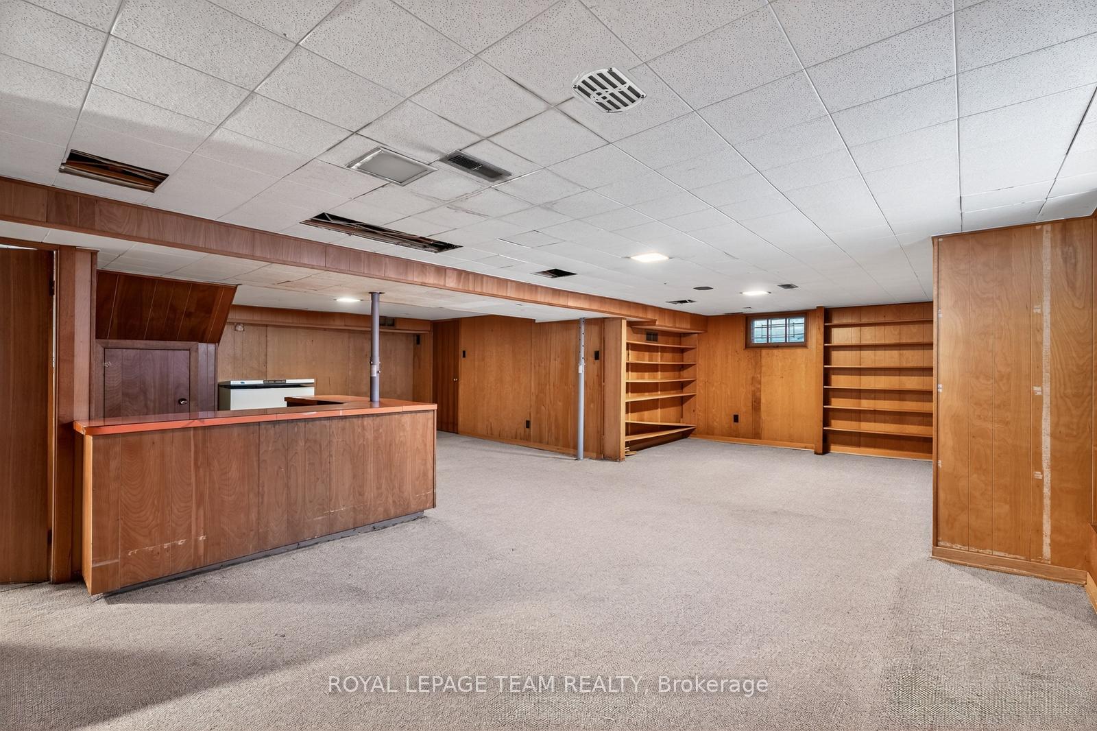 Photo 37 of 405 Hamilton Avenue S, Ottawa, Civic Hospital — HOMEH