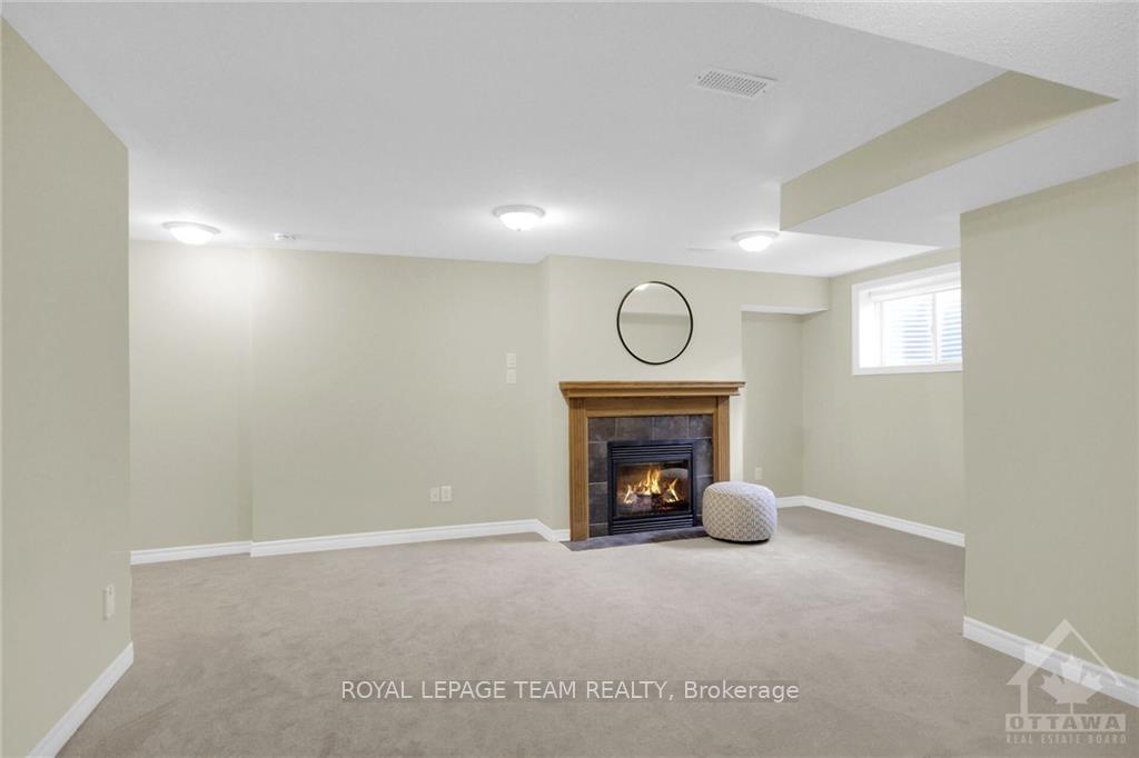 Photo 23 of 368 Horseshoe Crescent, Ottawa, Stittsville (North) — HOMEH