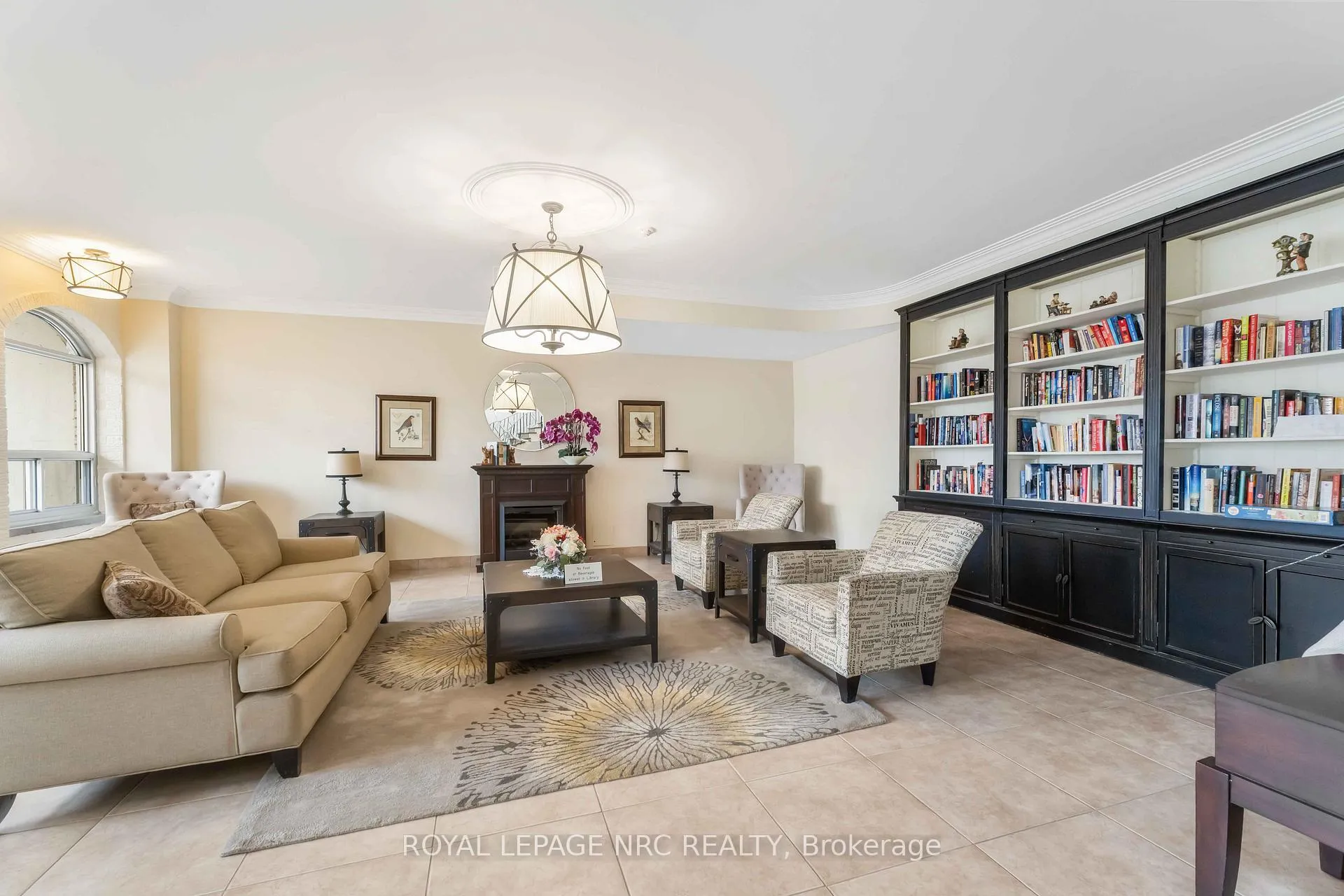Photo 5 of Unit 805, 365 Geneva Street, St. Catharines, Fairview — HOMEH