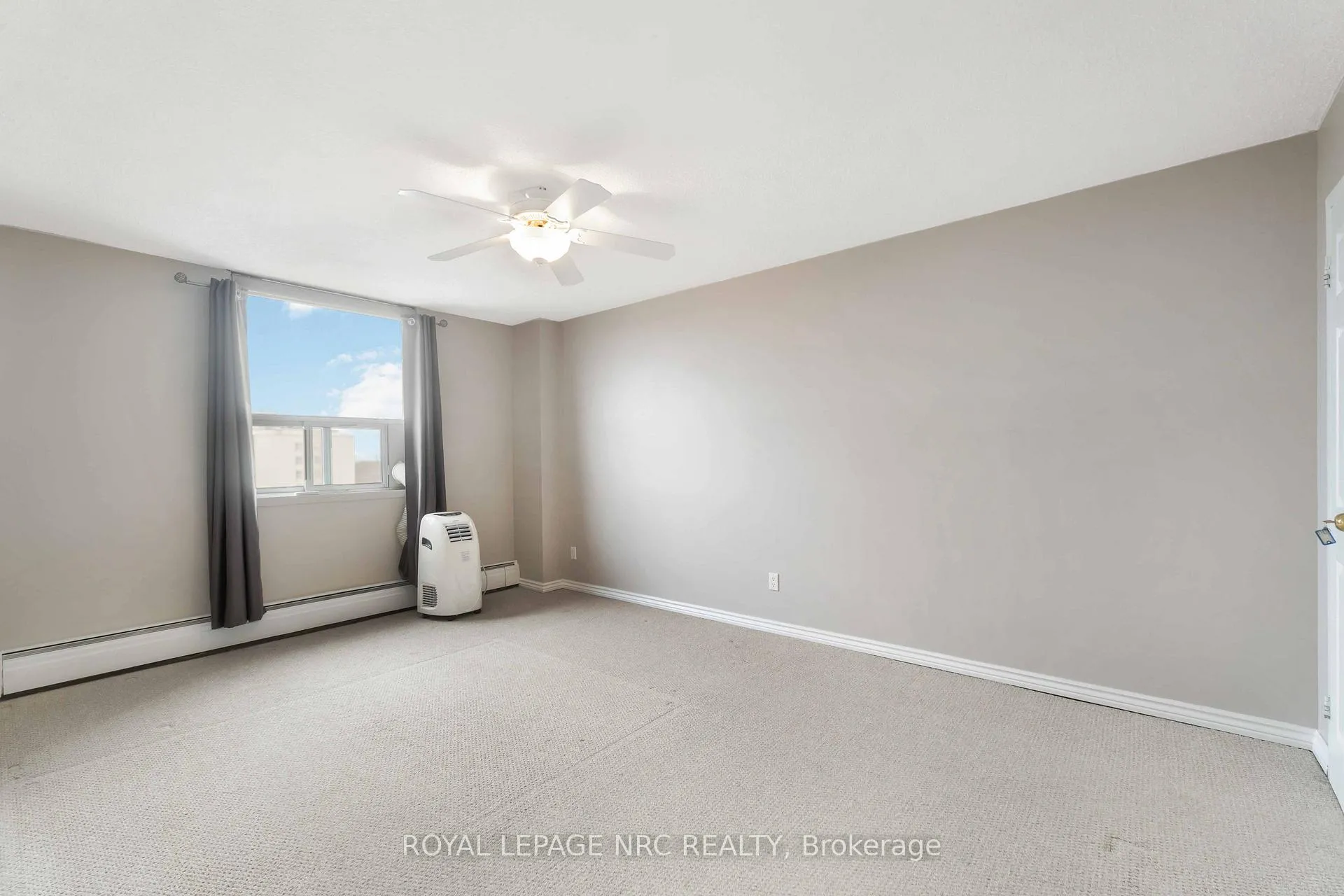 Photo 16 of Unit 805, 365 Geneva Street, St. Catharines, Fairview — HOMEH