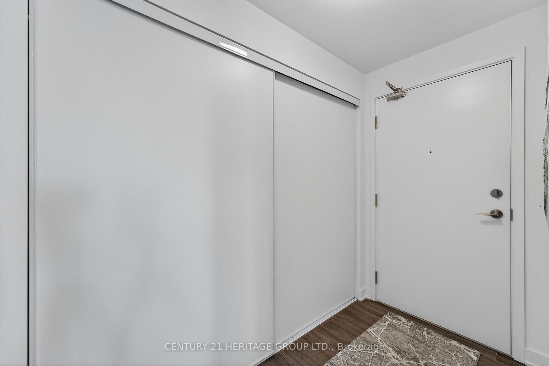 Photo 5 of Unit 603, 681 Yonge Street, Barrie, Painswick South — HOMEH