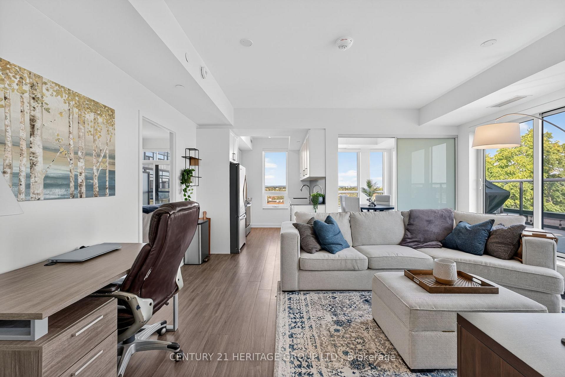 Photo 8 of Unit 603, 681 Yonge Street, Barrie, Painswick South — HOMEH