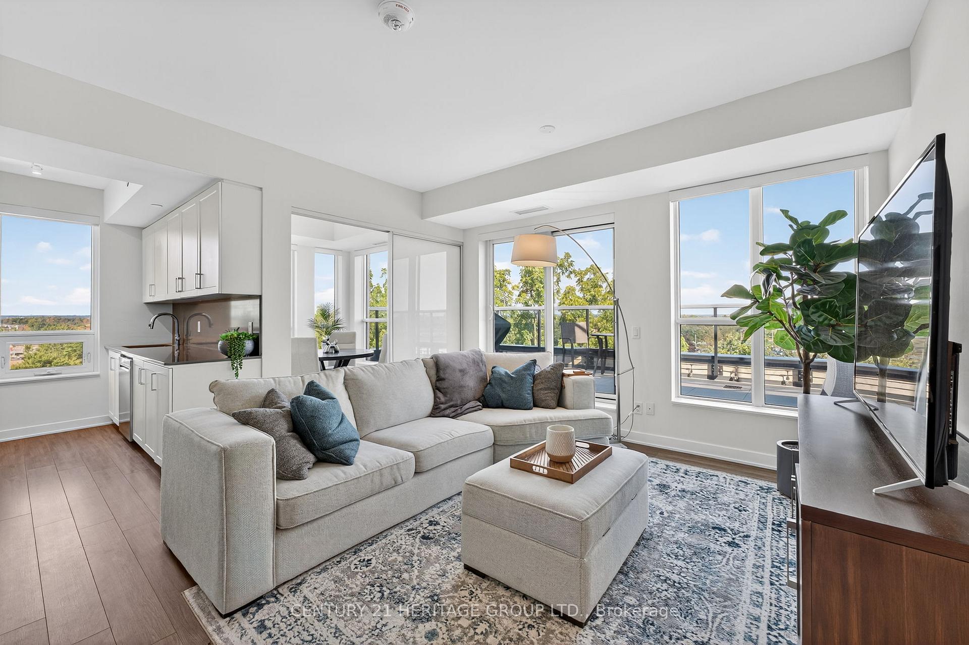 Photo 9 of Unit 603, 681 Yonge Street, Barrie, Painswick South — HOMEH