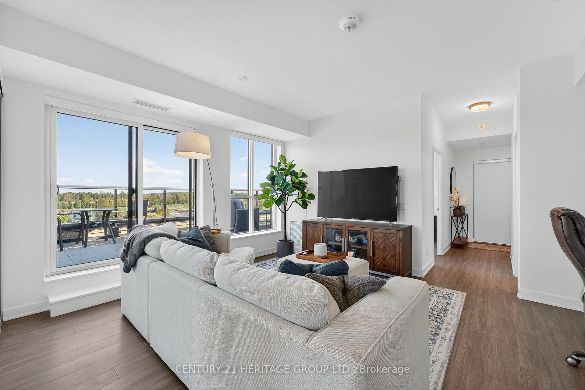 Photo 11 of Unit 603, 681 Yonge Street, Barrie, Painswick South — HOMEH